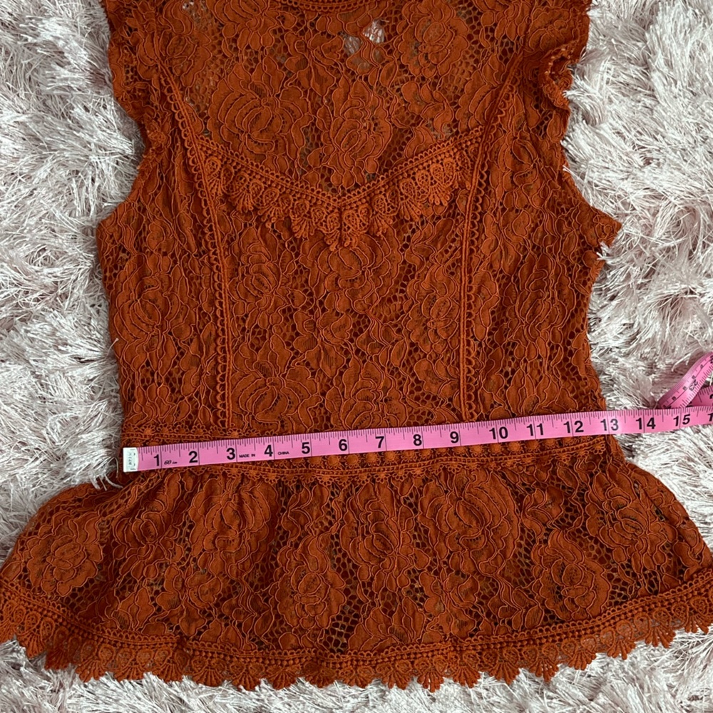 Haute Monde Butterfly Sleeve Lace Top - Picture 8 of 12